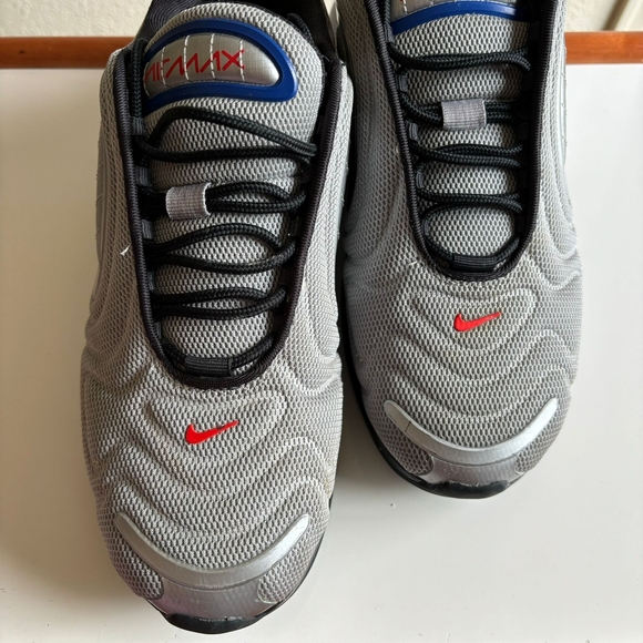 Nike AirMax 720 - Picture 2 of 16